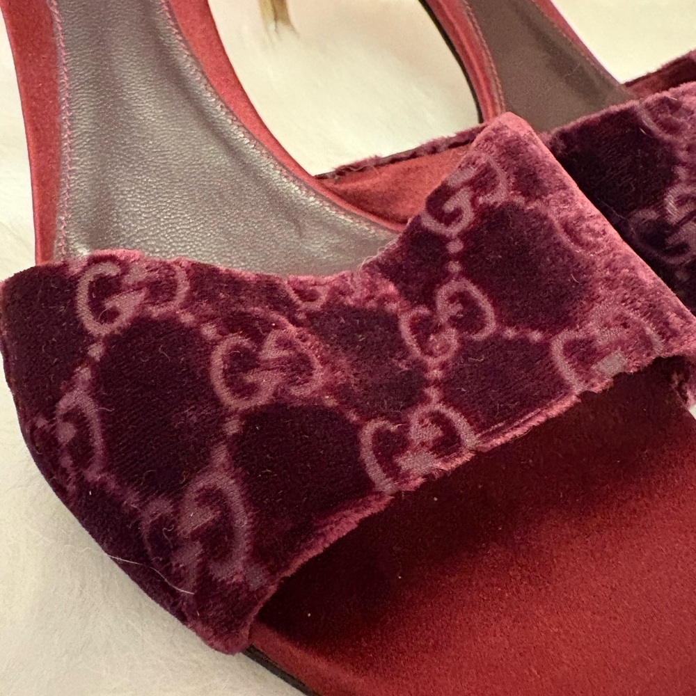 Gucci Burgundy Velvet Mules - Picture 14 of 15